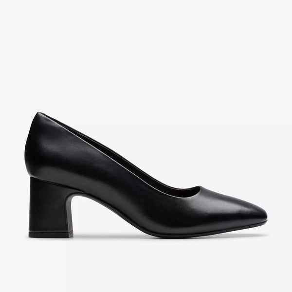 Fernie Court | Black