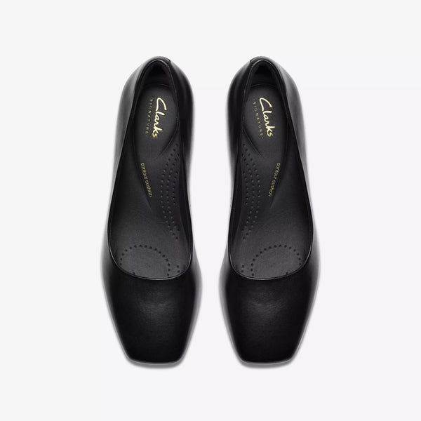 Fernie Court | Black