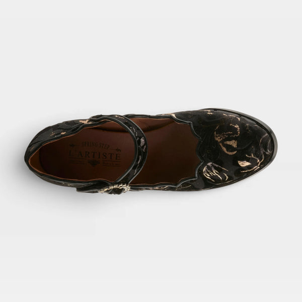 Adodora | Black Velvet