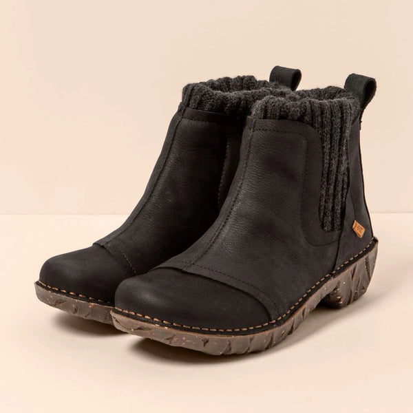 NE23 | Pleasant Black
